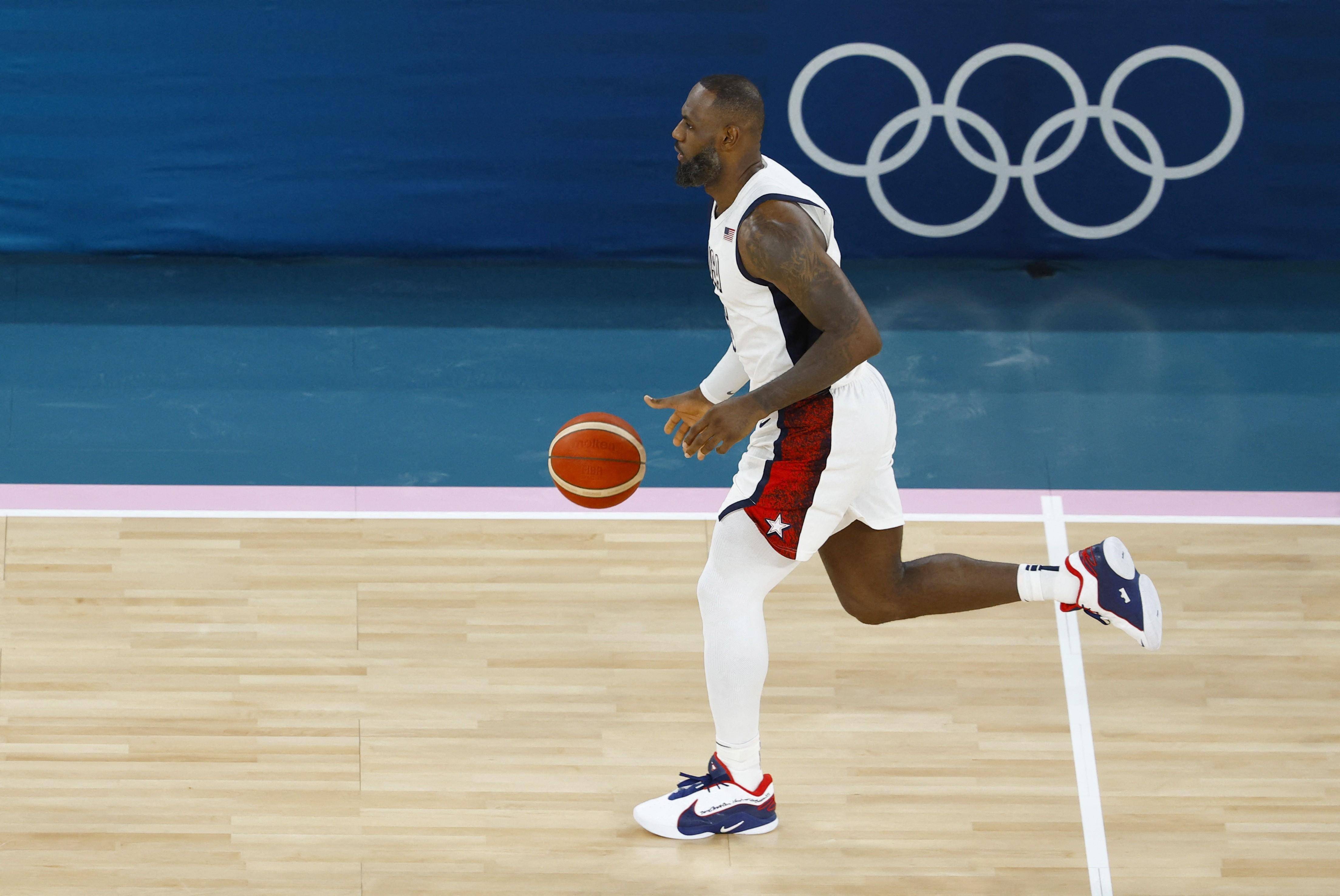 关于詹姆斯迎来十二赛季高光表现，塞尔维亚队球迷沸腾！的信息