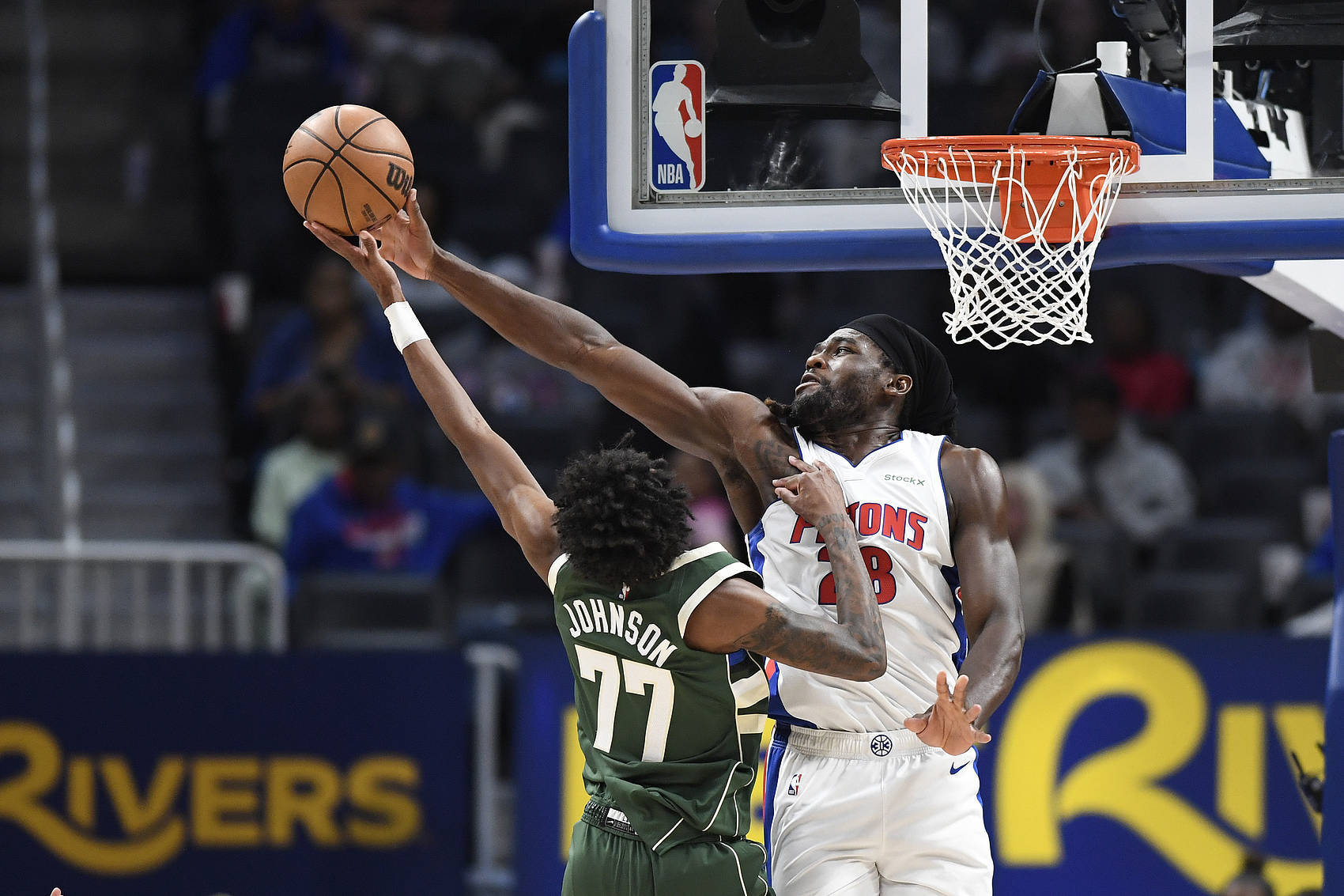 包含字母哥新星战术调整表现惊艳，掘金未来可期！的词条