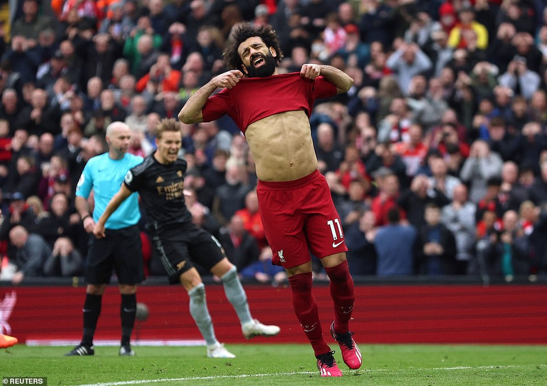 萨拉赫在快船比赛中突破纪录，挺进下一轮引发热议！的简单介绍